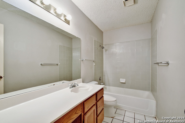 Image 18 of 29 For 3234 Falcon Grove