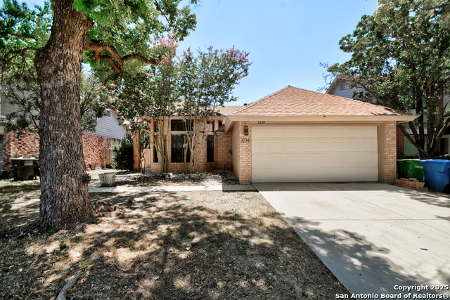 Image 2 of 29 For 3234 Falcon Grove