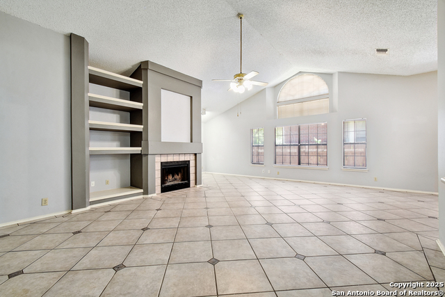 Image 4 of 29 For 3234 Falcon Grove