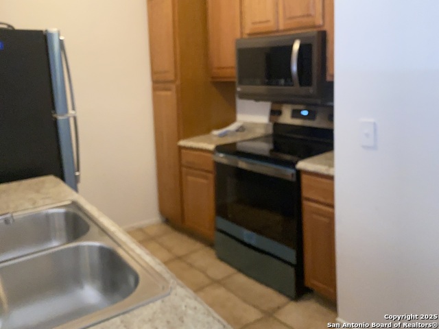 Image 2 of 13 For 5711 Lochmoor