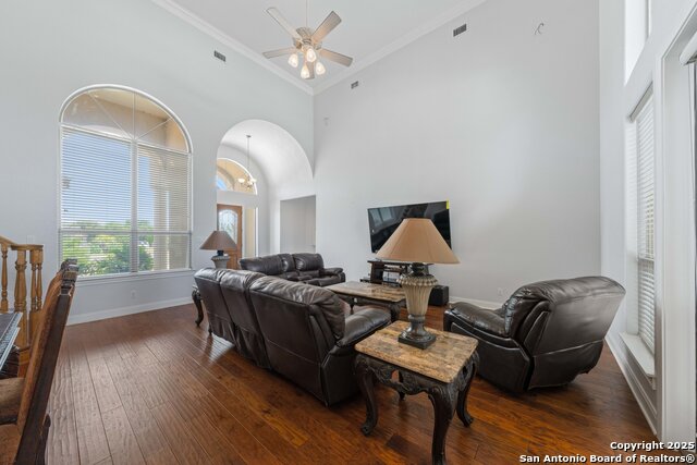 Image 9 of 68 For 30900 Woodbine Way