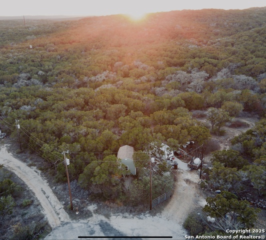 Listing photo id 0 for 186 County Road 2709