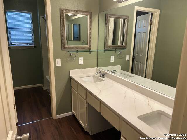 Image 11 of 27 For 8405 Echo Creek