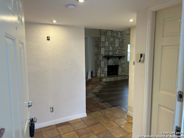 Image 2 of 27 For 8405 Echo Creek
