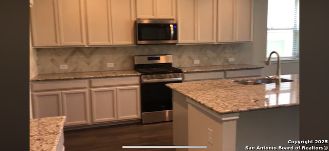 Listing photo id 10 for 1908 Artemis
