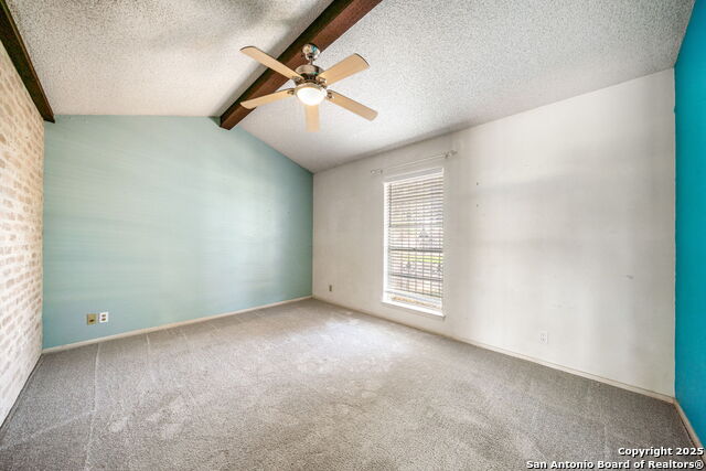 Listing photo id 13 for 8350 Windway