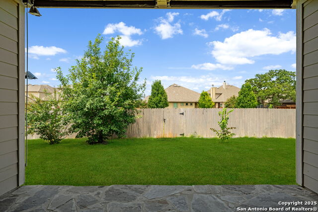 Listing photo id 27 for 122 Noble Woods