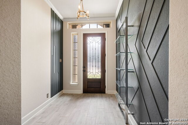 Listing photo id 3 for 122 Noble Woods