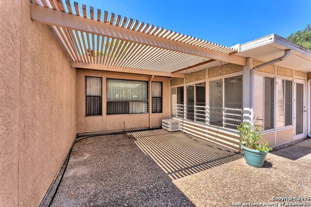 Image 40 of 47 For 16307 Buena Tierra