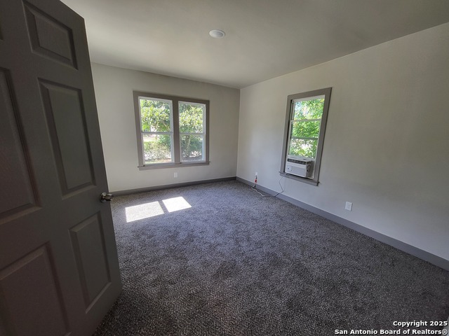 Image 7 of 22 For 1303 Fenfield