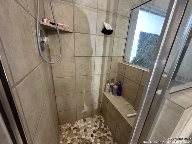 Image 18 of 39 For 445 Spanish Grant