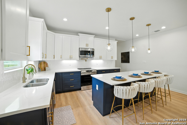 Image 11 of 34 For 2731 Houston E