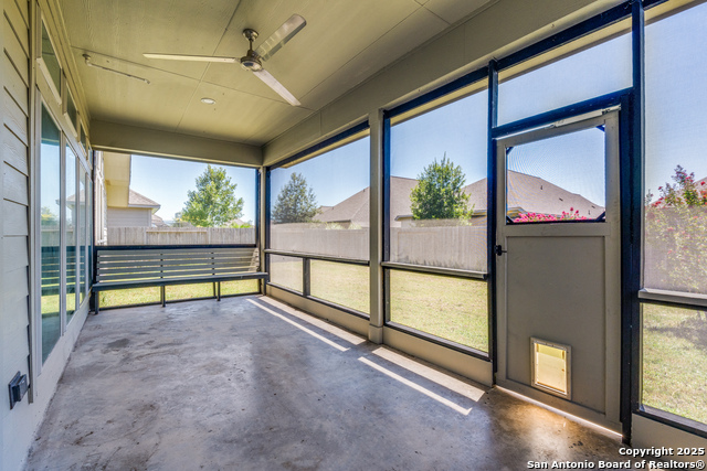 Image 23 of 25 For 2916 Glen View