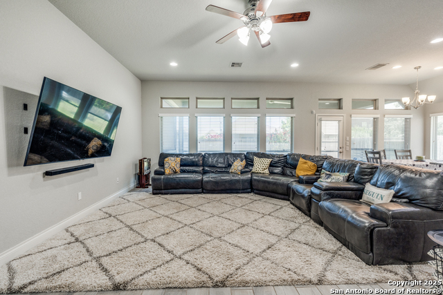 Image 7 of 25 For 2916 Glen View