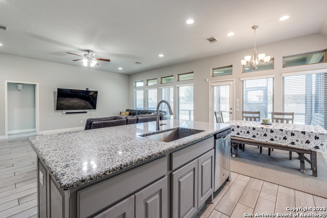 Image 9 of 25 For 2916 Glen View