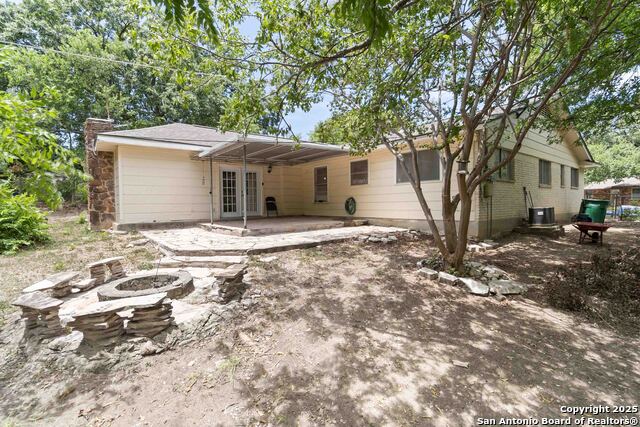Image 25 of 27 For 4602 Hollyridge
