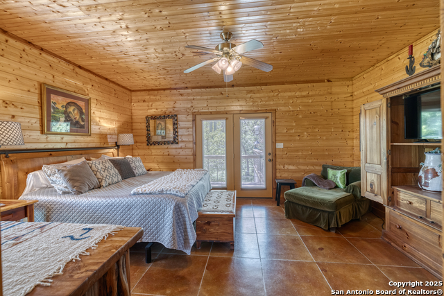 Listing photo id 32 for 4983 Ranch Road 1051