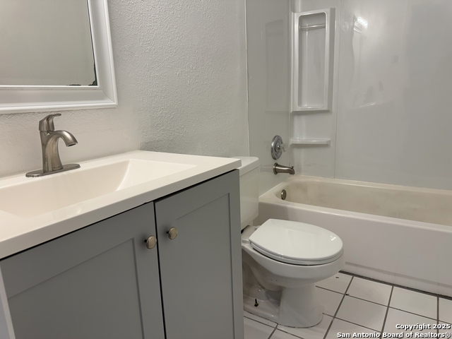 Image 11 of 14 For 5146 Sagamore