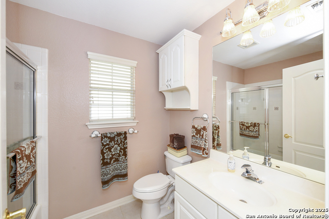 Image 14 of 23 For 3704 Hillside