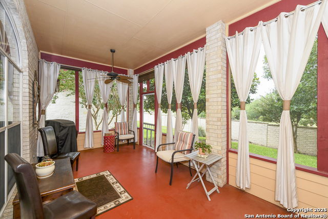 Image 16 of 23 For 3704 Hillside