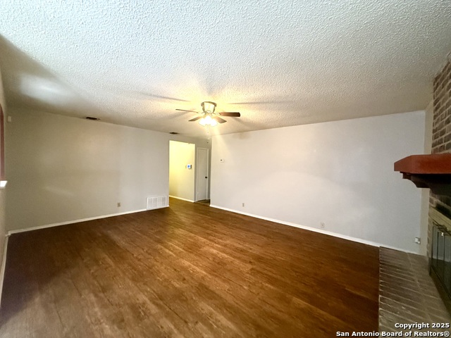 Image 14 of 42 For 14403 Briarmist St