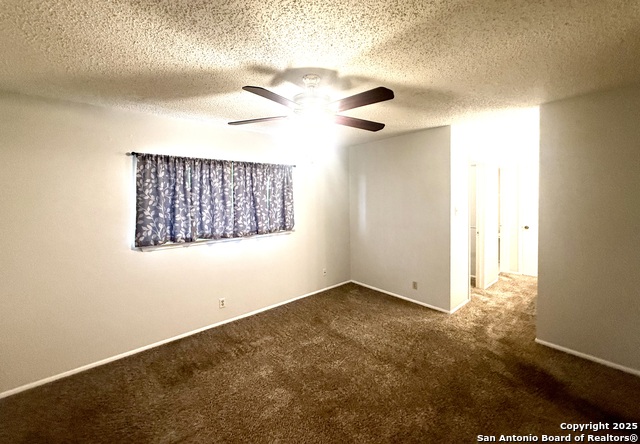 Image 23 of 42 For 14403 Briarmist St
