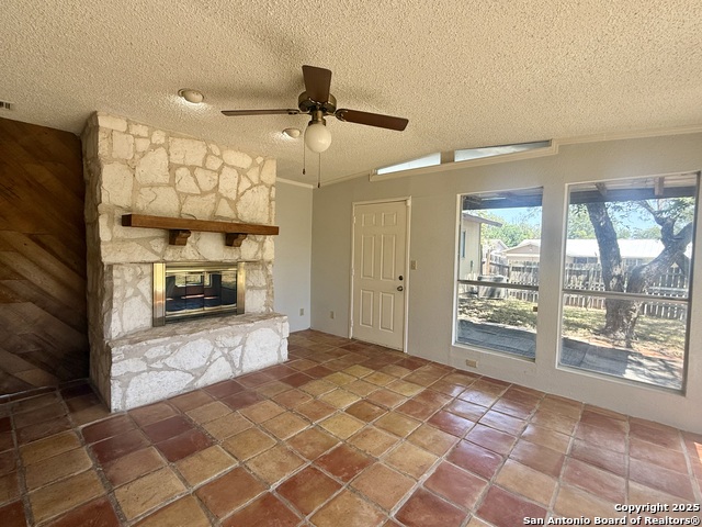 Image 3 of 42 For 14403 Briarmist St