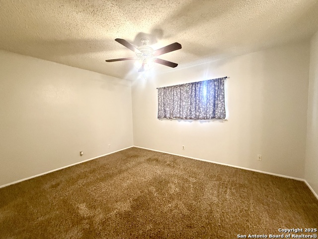Image 32 of 42 For 14403 Briarmist St