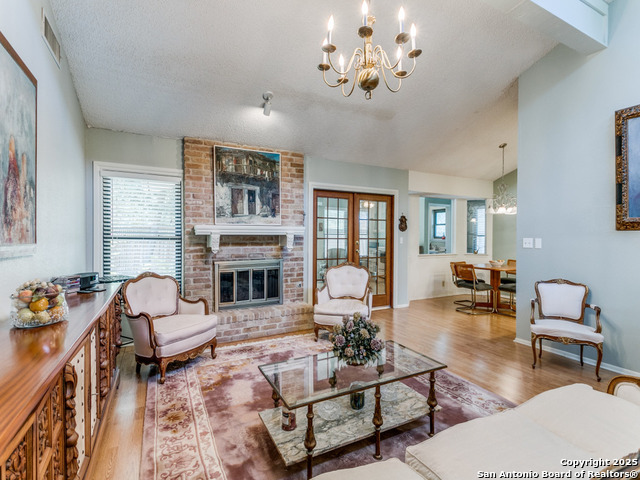 Image 9 of 25 For 14015 Boulder Oaks