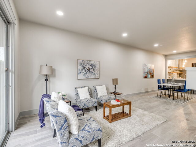 Image 10 of 29 For 7707 Broadway  6