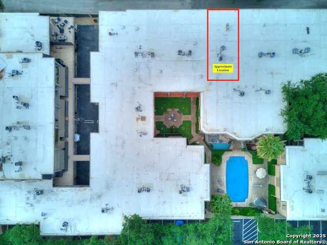Image 27 of 29 For 7707 Broadway  6