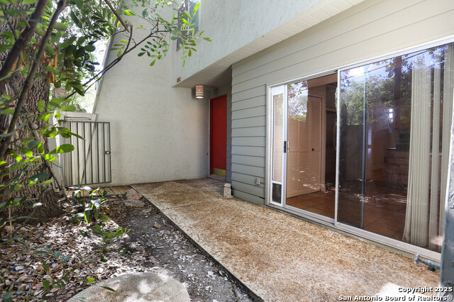 Image 3 of 31 For 3102 Eisenhauer  B16