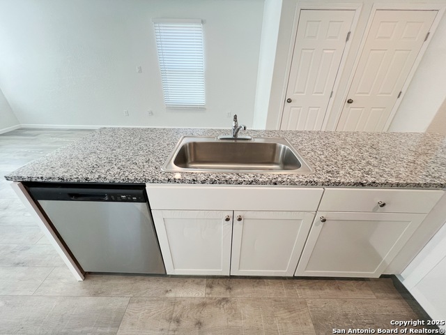 Listing photo id 5 for 8326 Piedra Medina