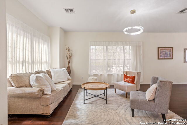 Image 10 of 46 For 13216 Circle N