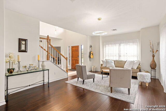 Image 12 of 46 For 13216 Circle N
