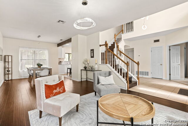 Image 13 of 46 For 13216 Circle N