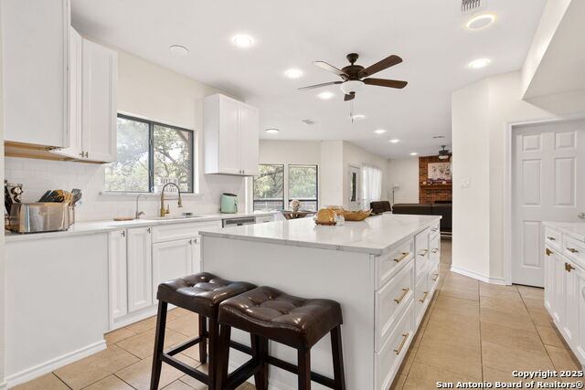 Image 16 of 46 For 13216 Circle N