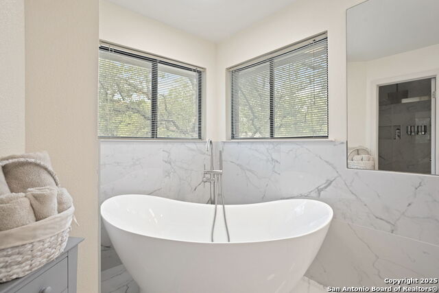 Image 28 of 46 For 13216 Circle N