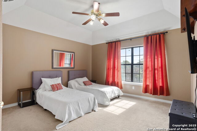 Image 32 of 46 For 13216 Circle N