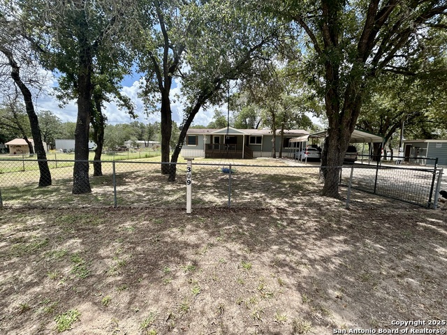 Image 11 of 31 For 309 Hickory  