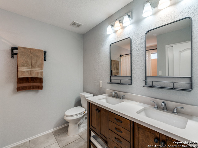 Image 13 of 20 For 16739 Basin Oak