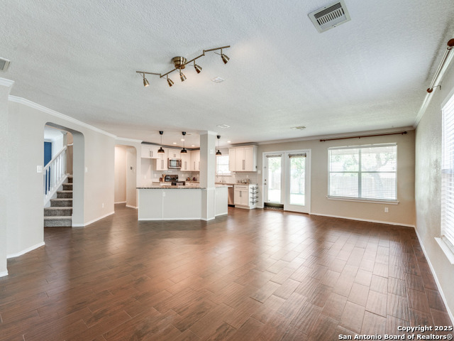Image 6 of 20 For 16739 Basin Oak