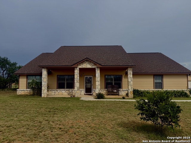 Details for 1662 Sand Branch, Bigfoot, TX 78005