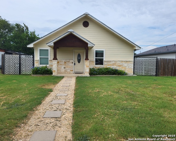 Details for 312 Klein St E, Marion, TX 78124