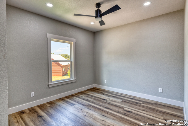 Image 22 of 50 For 132 Sherman Lane