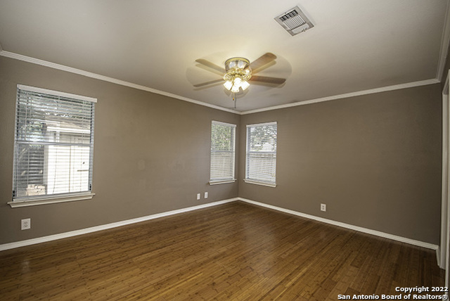 Image 11 of 16 For 7127 Still Hollow Dr