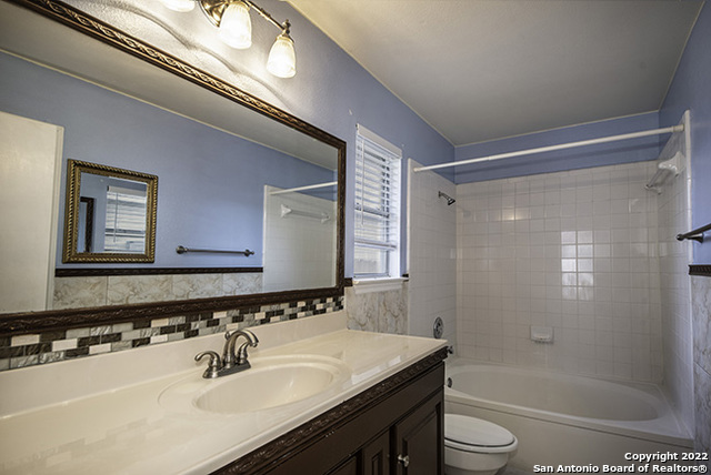 Image 12 of 16 For 7127 Still Hollow Dr