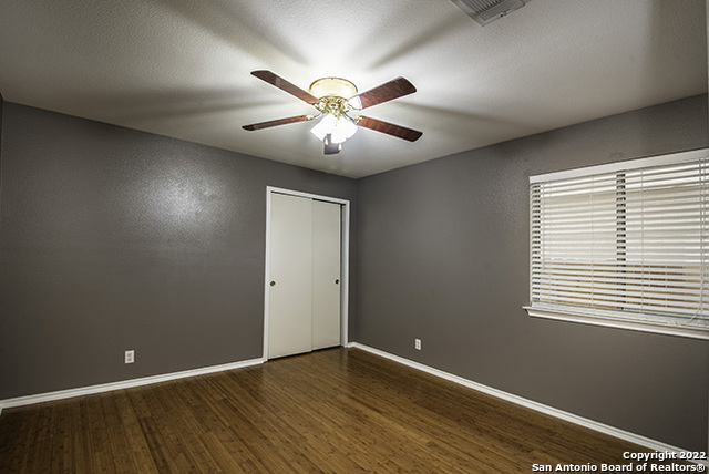 Image 15 of 16 For 7127 Still Hollow Dr