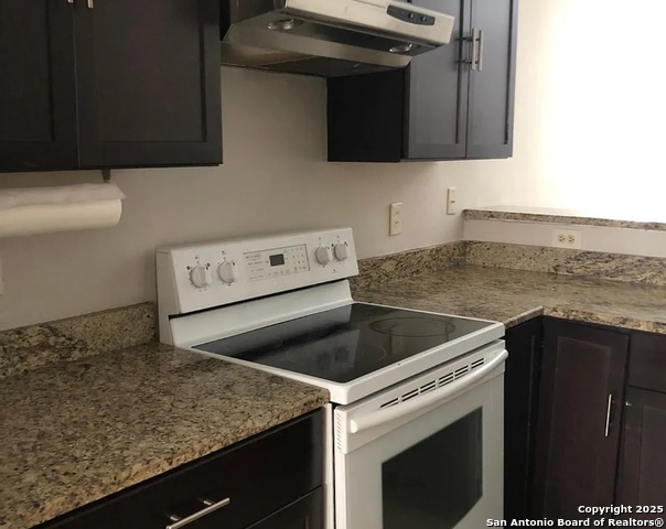 Image 4 of 7 For 9126 Welles Way