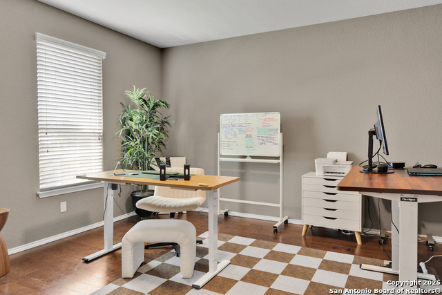 Image 4 of 21 For 7103 Marina Del Rey